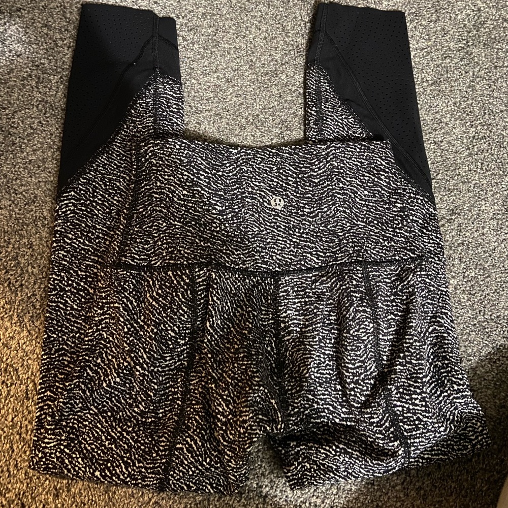 Lululemon leggings - Picture 2 of 3